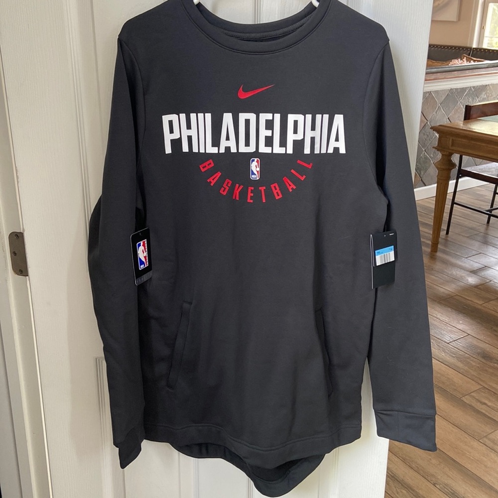 NWT Mens Nike Sweatshirt (Tall)